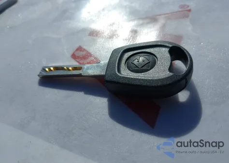 2002 Volkswagen Jetta Gls from USA, damaged, VIN 3VWSB69M72M089543